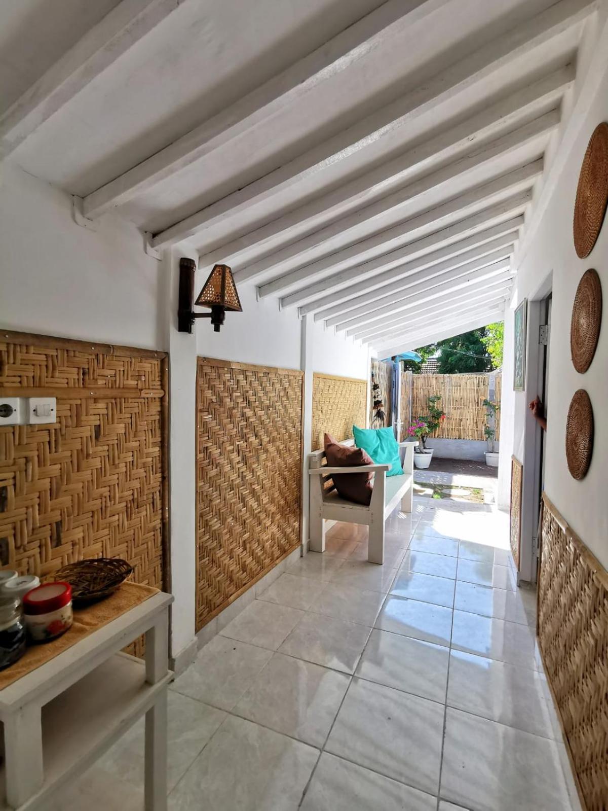 הוילה גילי מנו Exotic House מראה חיצוני תמונה